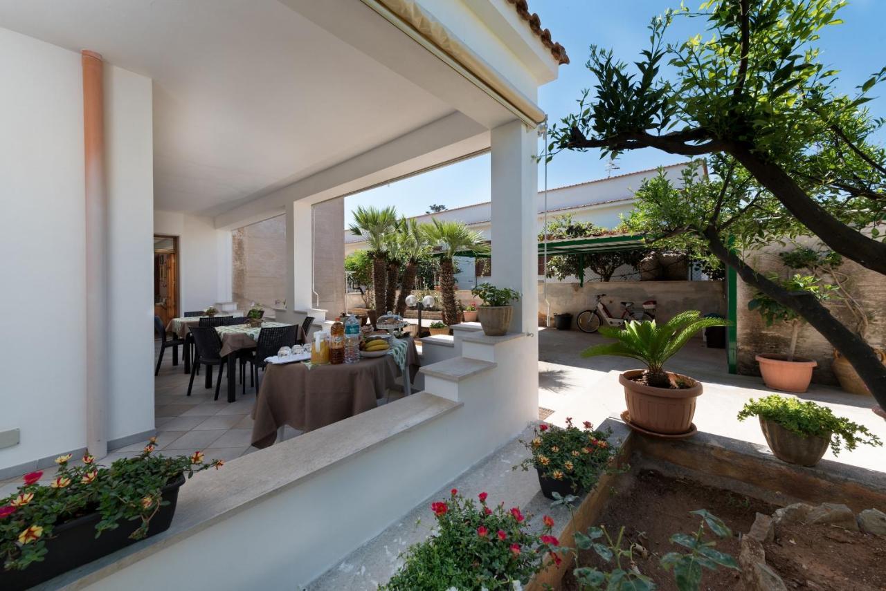 Tra La Montagna E Il Mare Bed & Breakfast San Vito Lo Capo Eksteriør bilde