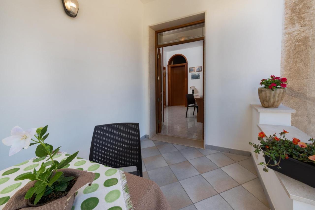 Tra La Montagna E Il Mare Bed & Breakfast San Vito Lo Capo Eksteriør bilde